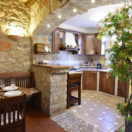 Comfy With Terrace And Bbq Umag
